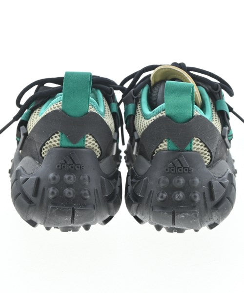 adidas รองเท้าผ้าใบ
