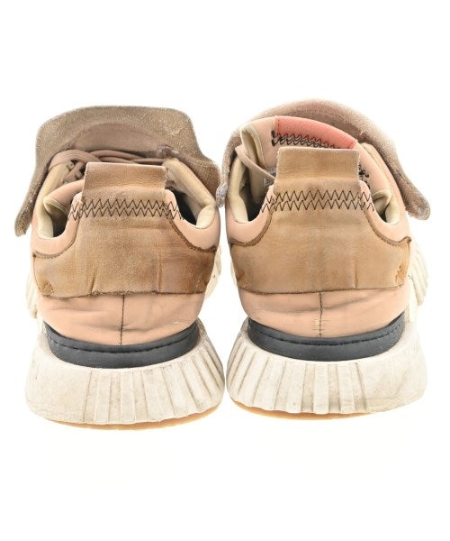 adidas รองเท้าผ้าใบ
