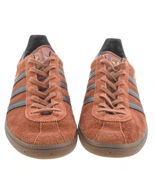 adidas รองเท้าผ้าใบ