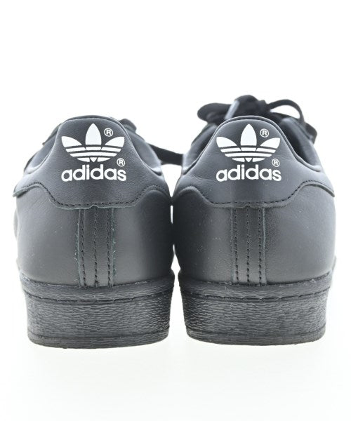 adidas รองเท้าผ้าใบ