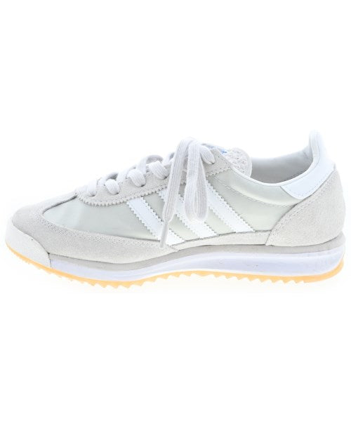 adidas รองเท้าผ้าใบ