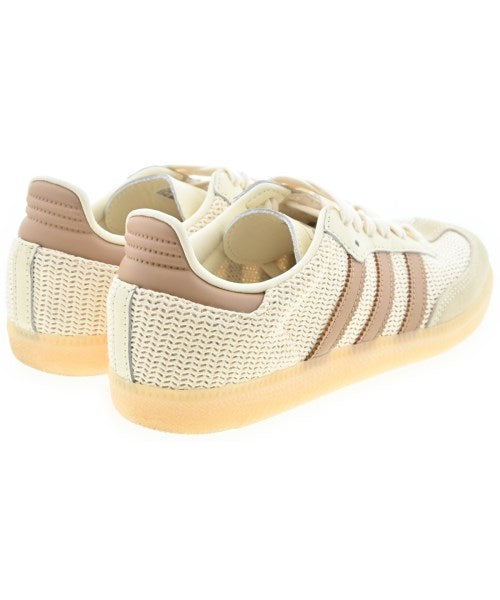 adidas รองเท้าผ้าใบ