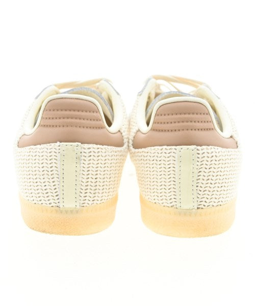 adidas รองเท้าผ้าใบ