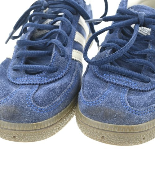 adidas รองเท้าผ้าใบ
