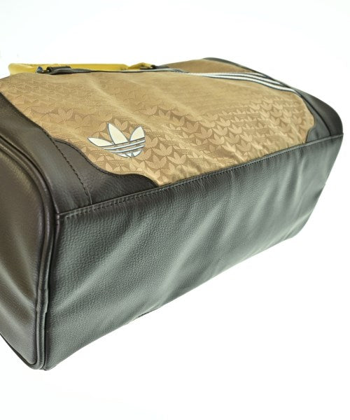 adidas กระเป๋าใส่อุปกรณ์ขนาดใหญ่