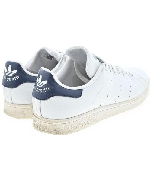 adidas รองเท้าผ้าใบ