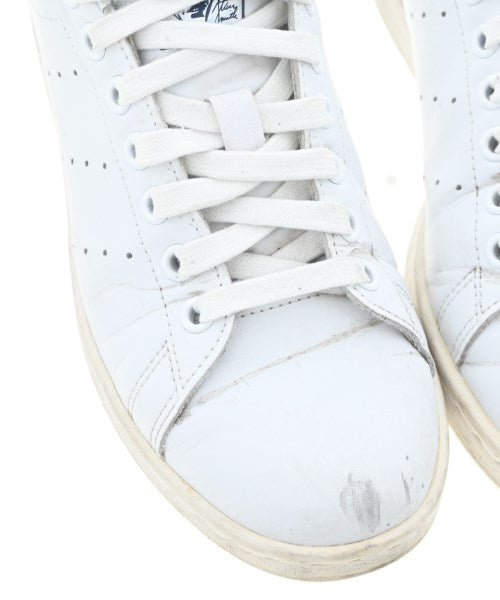 adidas รองเท้าผ้าใบ