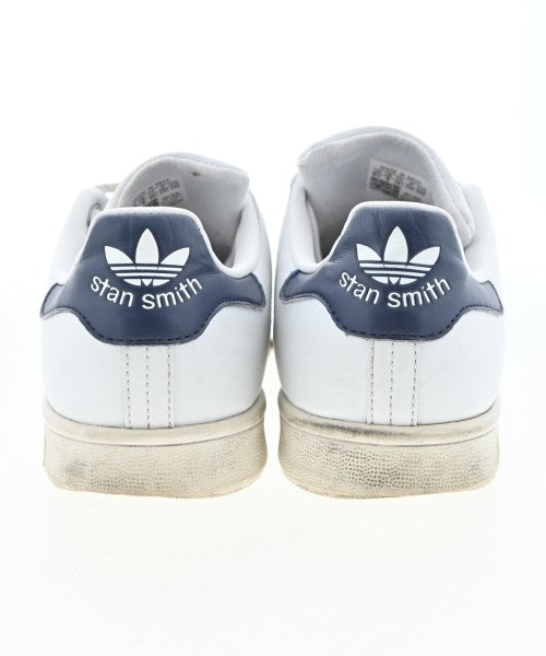 adidas รองเท้าผ้าใบ