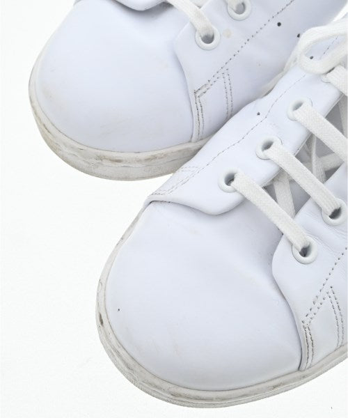 adidas รองเท้าผ้าใบ