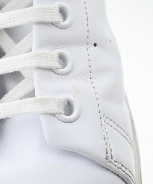 adidas รองเท้าผ้าใบ