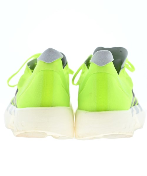 adidas รองเท้าผ้าใบ