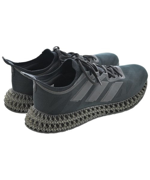 adidas รองเท้าผ้าใบ
