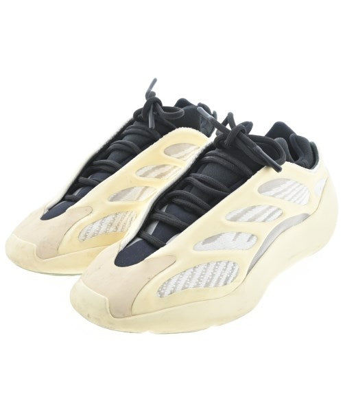 adidas รองเท้าผ้าใบ