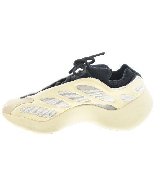 adidas รองเท้าผ้าใบ