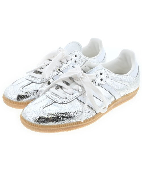 adidas รองเท้าผ้าใบ