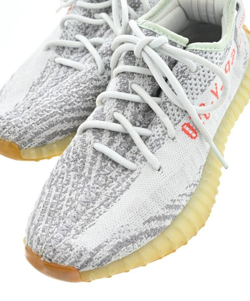 adidas รองเท้าผ้าใบ