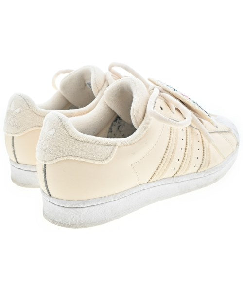 adidas รองเท้าผ้าใบ