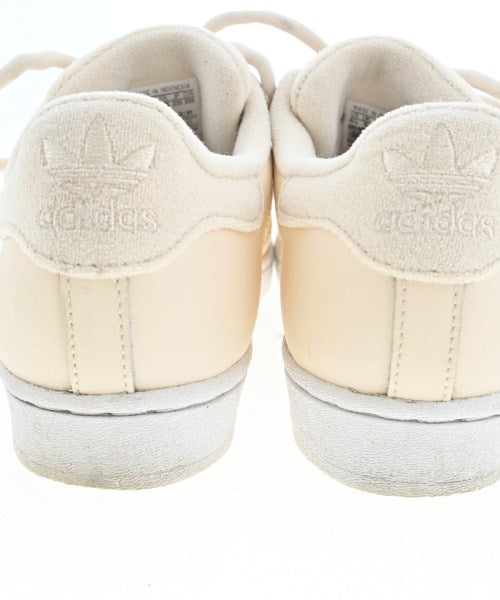 adidas รองเท้าผ้าใบ