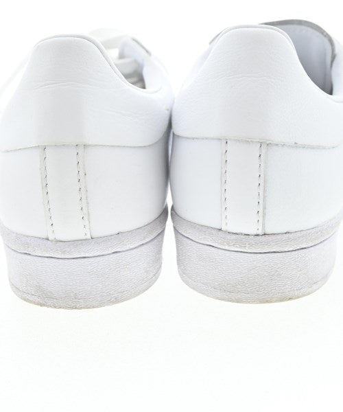 adidas รองเท้าผ้าใบ