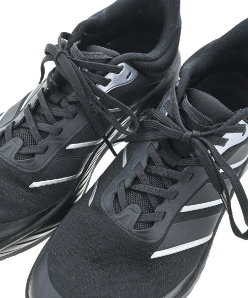 adidas รองเท้าผ้าใบ