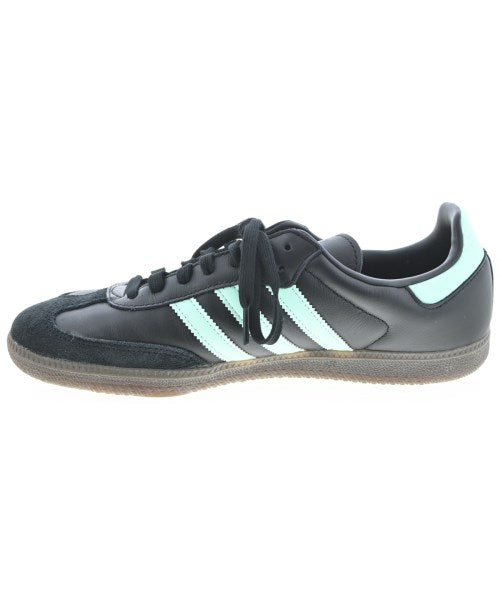 adidas รองเท้าผ้าใบ