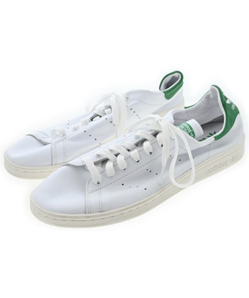adidas รองเท้าผ้าใบ
