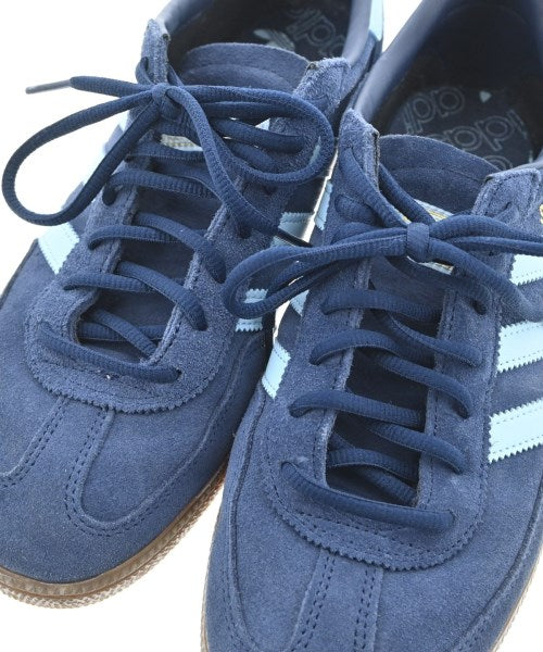 adidas รองเท้าผ้าใบ