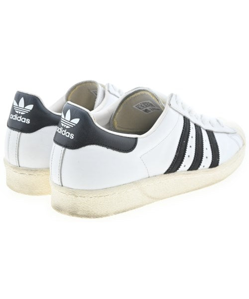 adidas รองเท้าผ้าใบ
