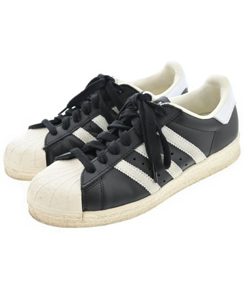 adidas รองเท้าผ้าใบ