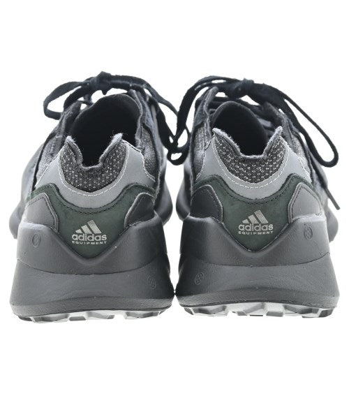 adidas รองเท้าผ้าใบ
