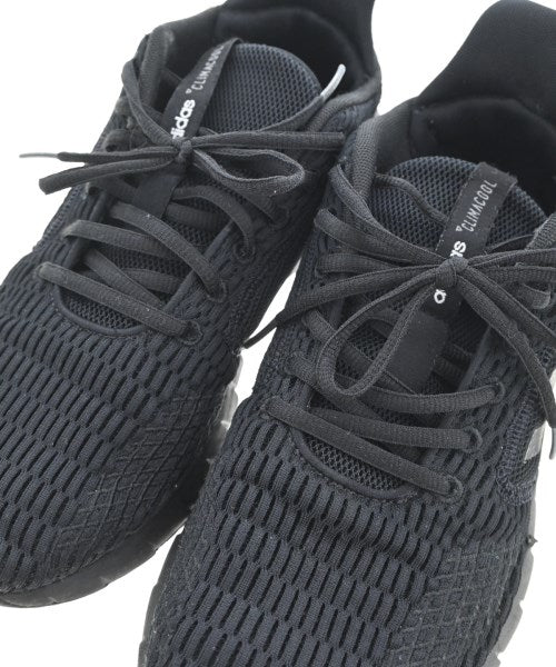 adidas รองเท้าผ้าใบ
