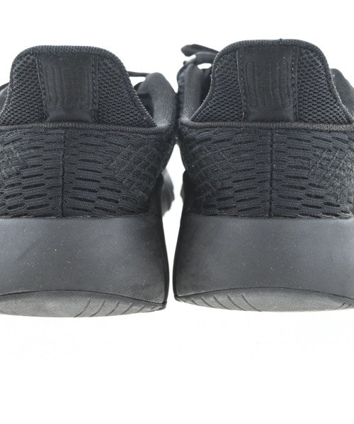 adidas รองเท้าผ้าใบ