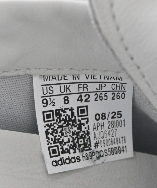 adidas รองเท้าผ้าใบ
