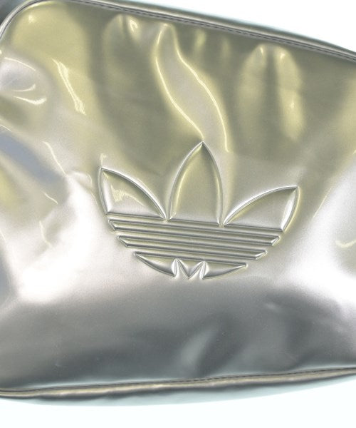 adidas กระเป๋า อื่น
