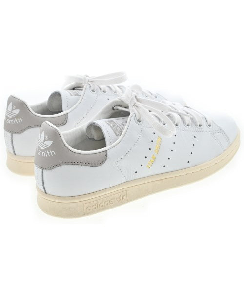 adidas รองเท้าผ้าใบ