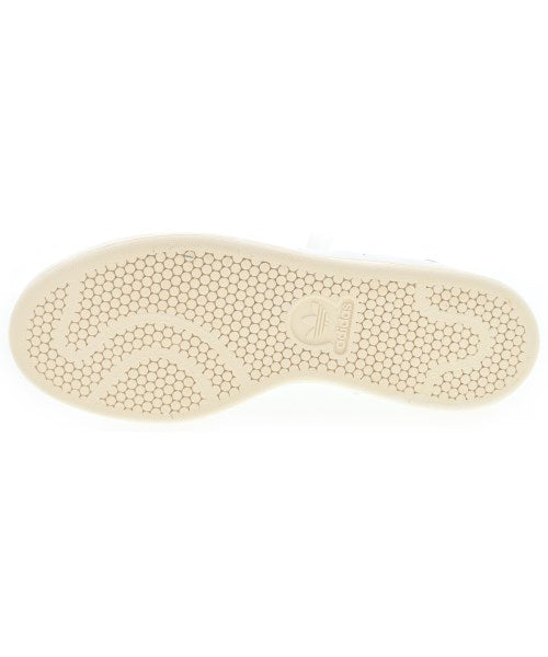 adidas รองเท้าผ้าใบ