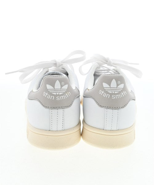adidas รองเท้าผ้าใบ