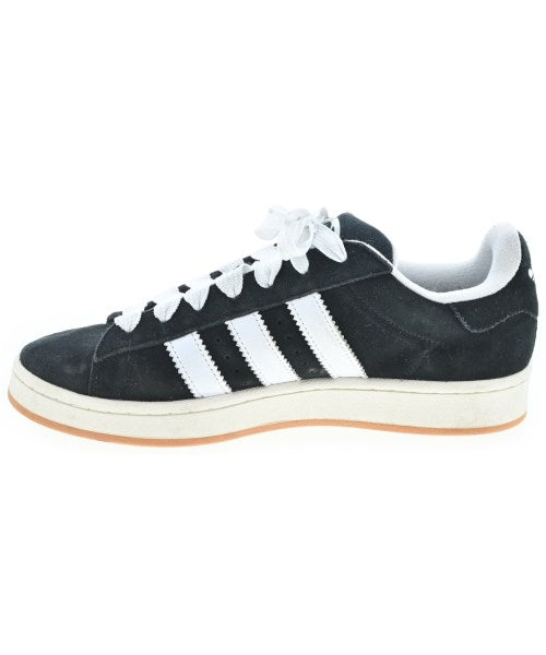 adidas รองเท้าผ้าใบ
