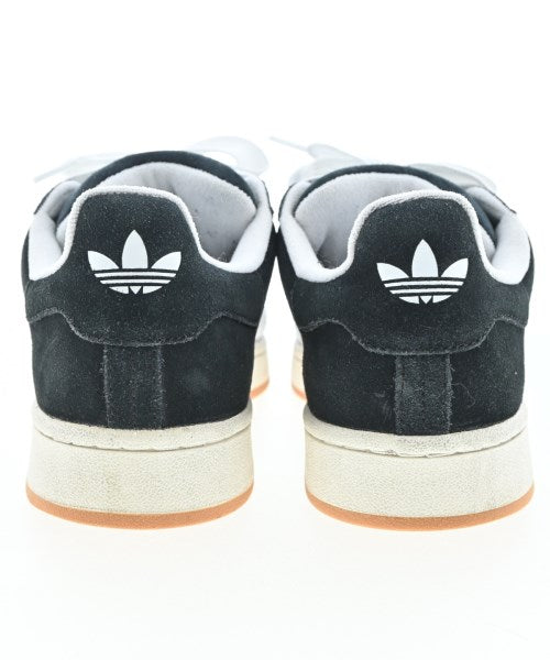 adidas รองเท้าผ้าใบ