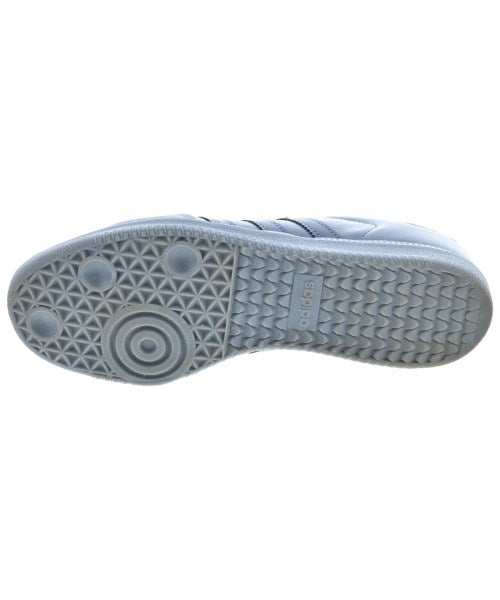 adidas รองเท้าผ้าใบ