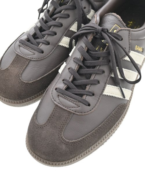 adidas รองเท้าผ้าใบ
