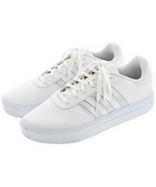 adidas รองเท้าผ้าใบ