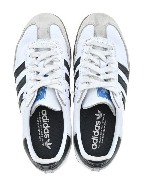 adidas รองเท้าผ้าใบ