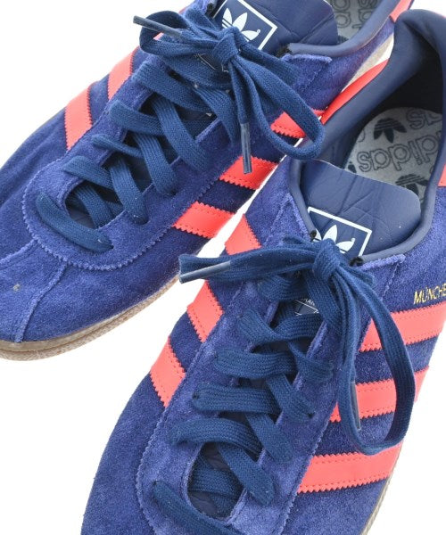 adidas รองเท้าผ้าใบ