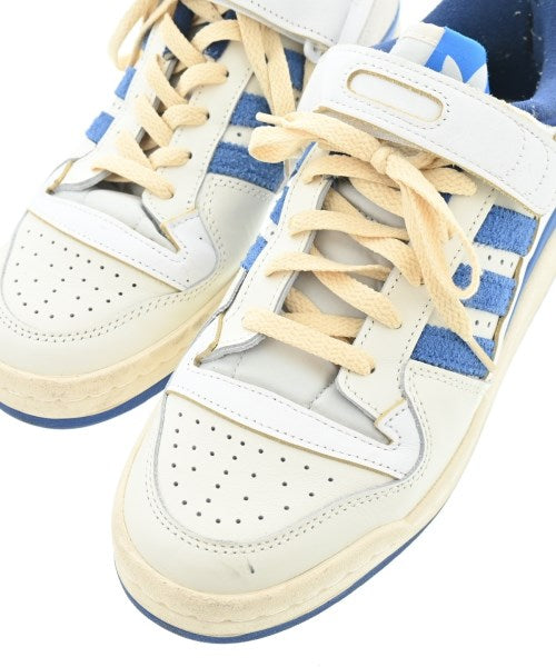 adidas รองเท้าผ้าใบ