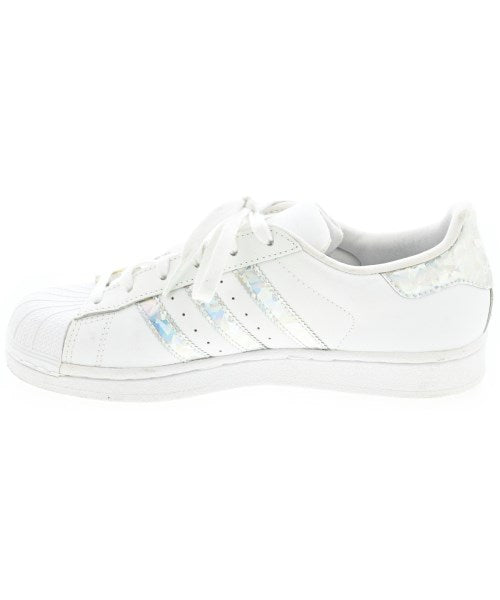 adidas รองเท้าผ้าใบ