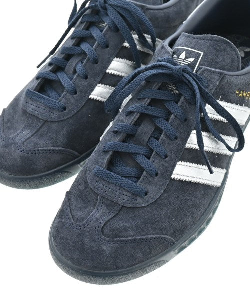 adidas รองเท้าผ้าใบ