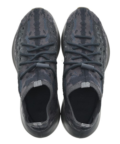 adidas รองเท้าผ้าใบ
