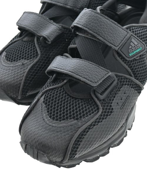 adidas รองเท้าผ้าใบ