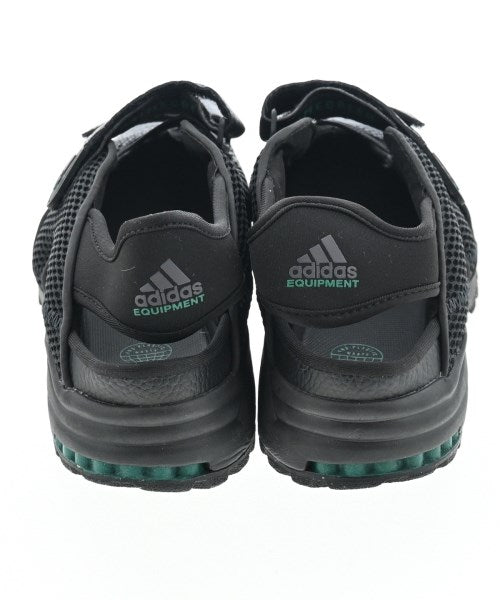 adidas รองเท้าผ้าใบ